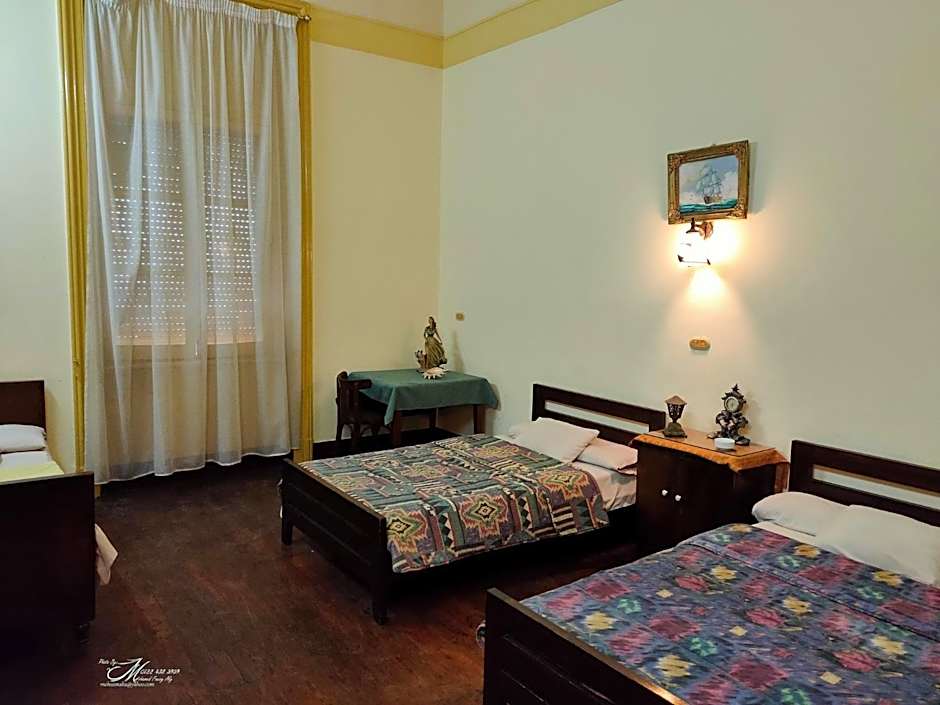 Clement's House Hostel