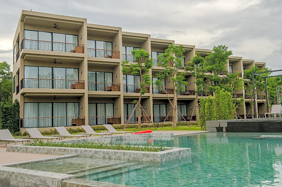 The Gallery Hotel Naiharn