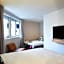 Moxy by Marriott Paris Bastille