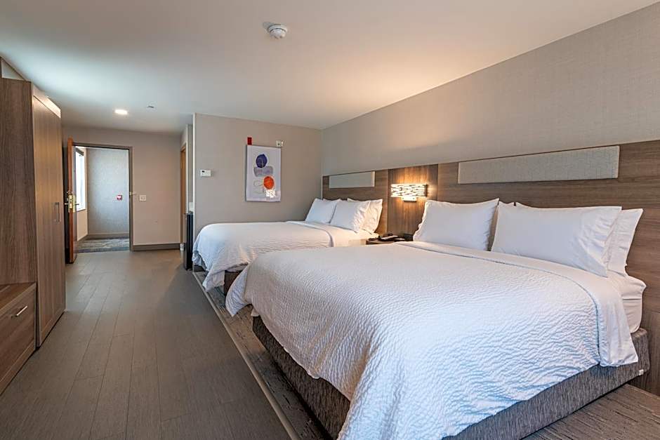 Holiday Inn Express Hotel & Suites Hampton South-Seabrook By IHG