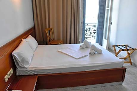 Double Room with Balcony and Sea View