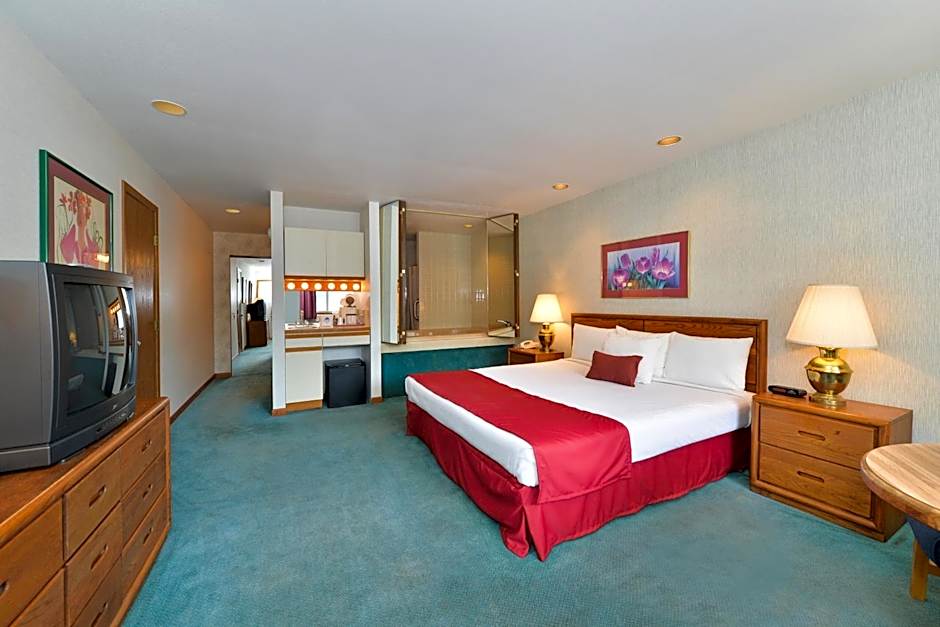 Travelodge by Wyndham Mackinaw City
