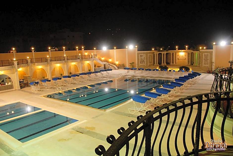 Platinum Hotel