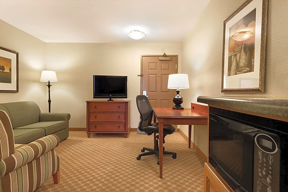Country Inn & Suites by Radisson, Peoria North, IL