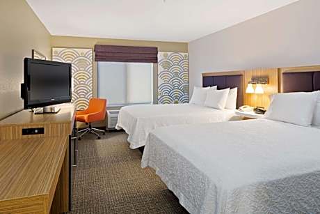 2 Queen Beds Nonsmoking