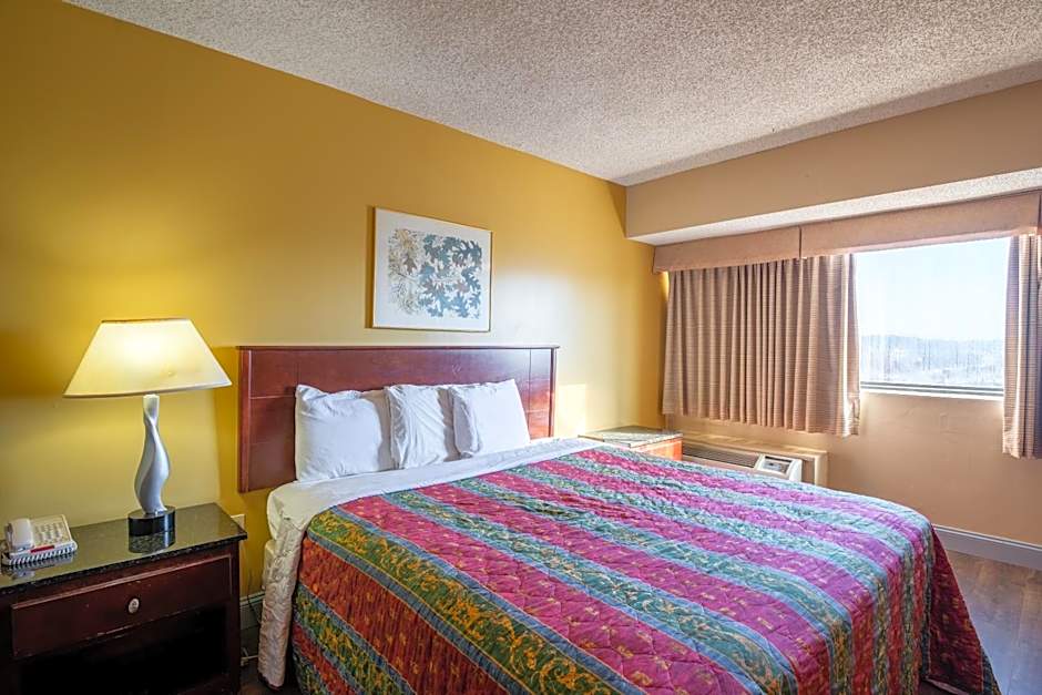 Dominion Inn and Suites