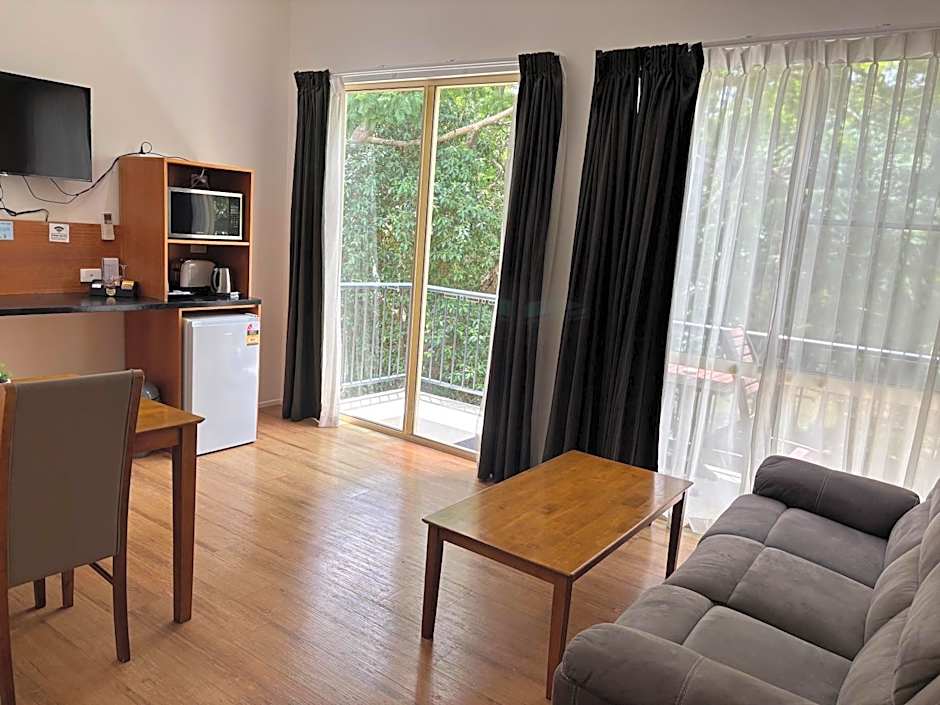 Caboolture Riverlakes Boutique Motel