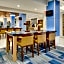 Holiday Inn Express & Suites Farmers Branch