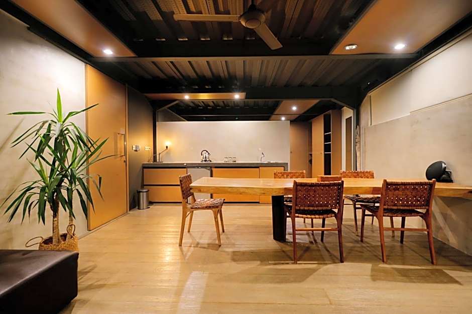 Clio Apartment