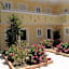 Kontessa Apartments
