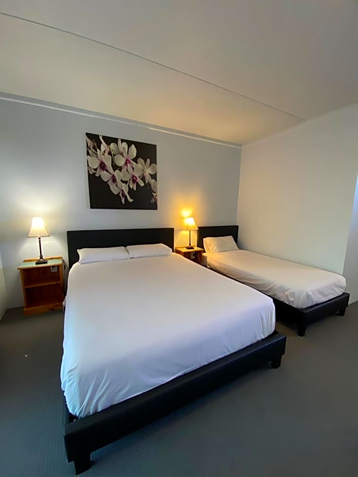 Acacia Rose Motor Inn