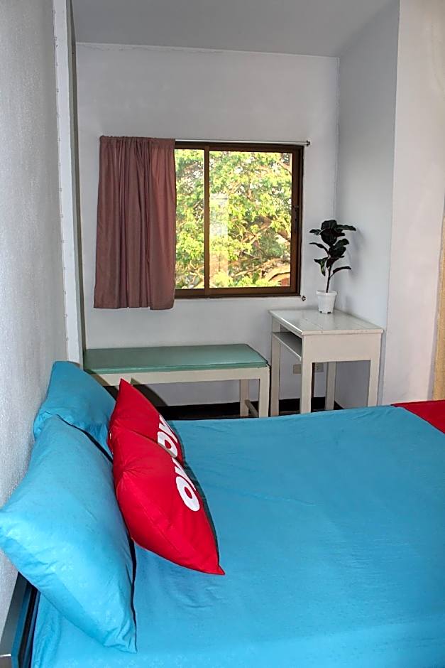 OYO 75420 Howto Hotel