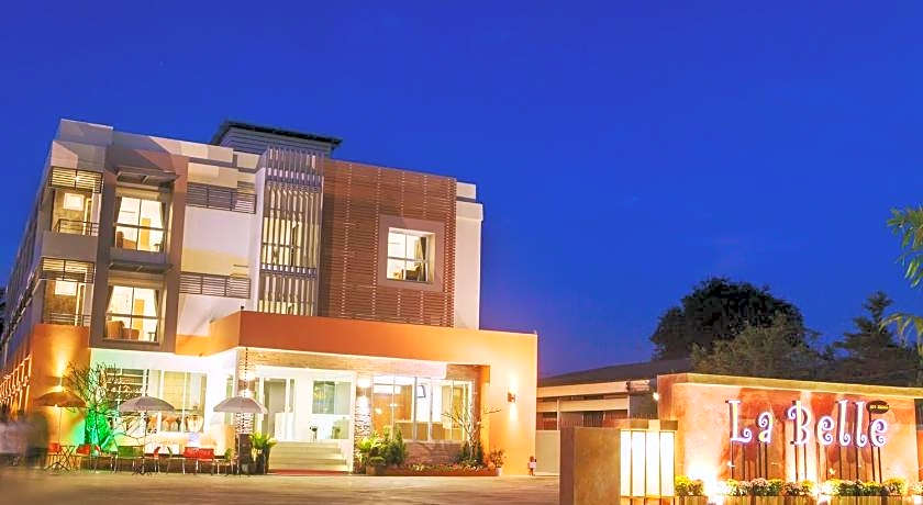 La Belle Hotel