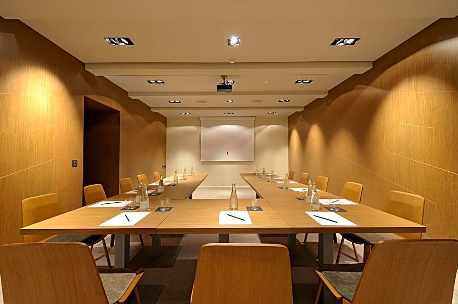 Hotel Cubo