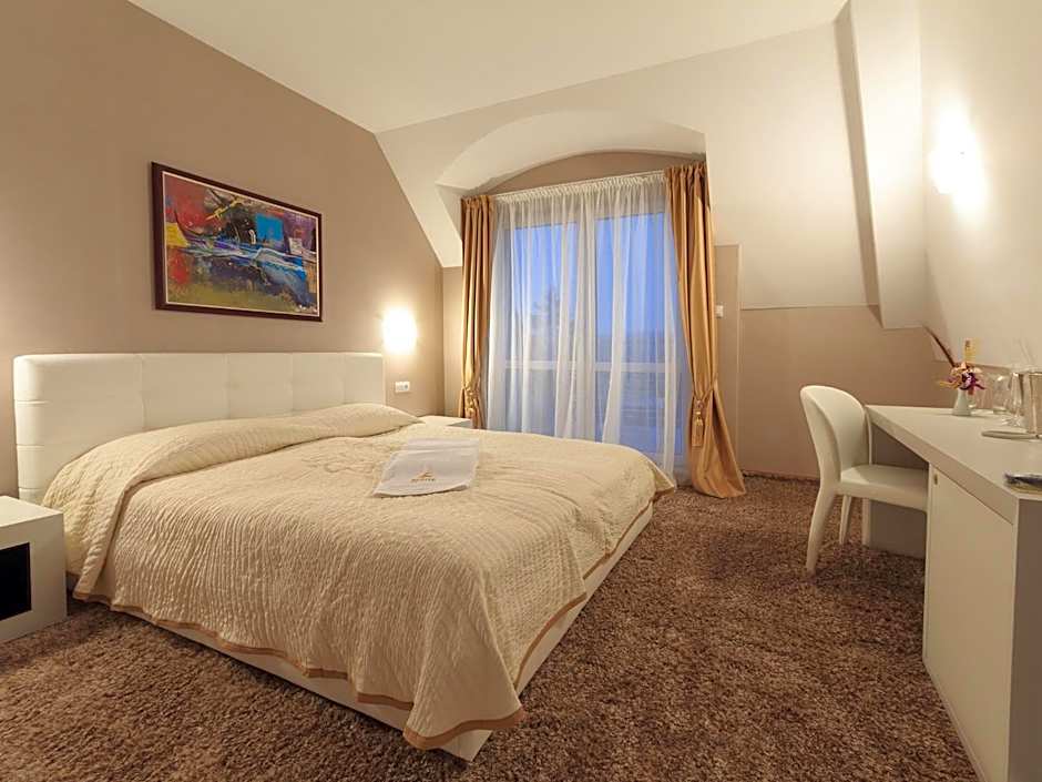 Agusta Hotel, Garden & SPA