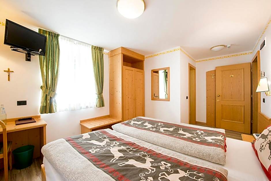 Hotel Villa Rosella Park & Wellness