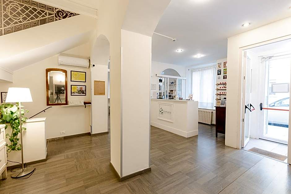 Tomato Urban Retreat