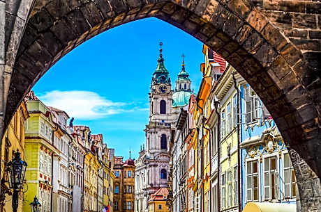 Charles Bridge Hostel & Apartments