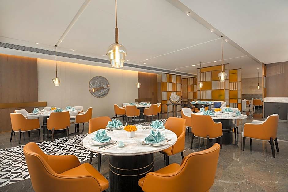 Crowne Plaza Jiangmen Binjiang By IHG