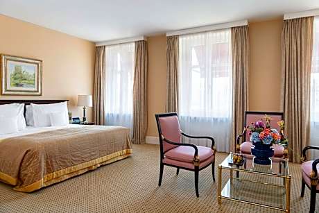 Executive Double or Twin Room with City View