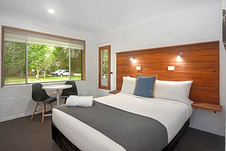 Executive Queen Room