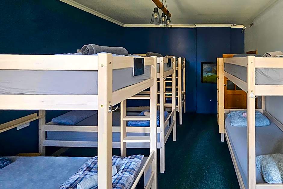 Cinnamon Sally Backpackers Hostel