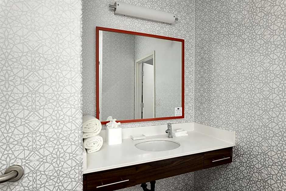 Hampton Inn By Hilton & Suites Palmdale