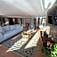 Bambuu Lakeside Lodge