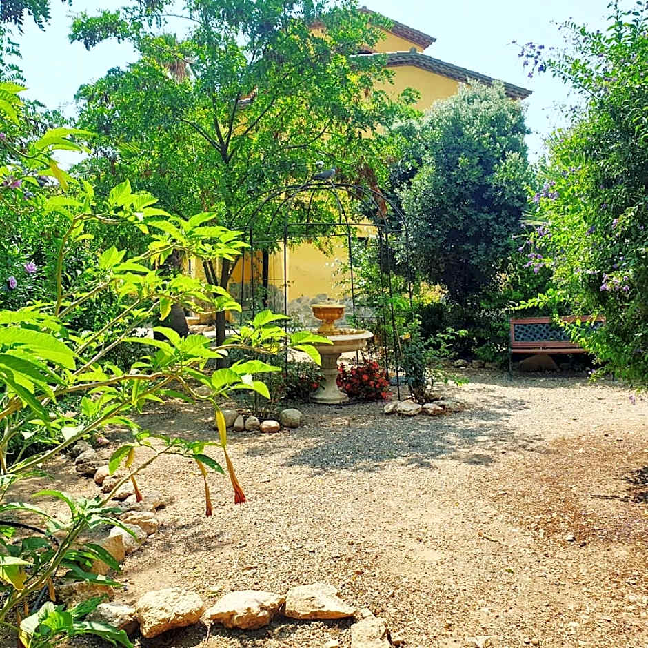 Masia Castellvi B&B