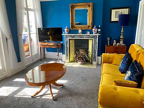 Paragon Home