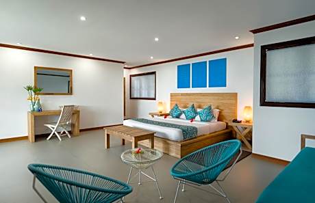 Senior Suite