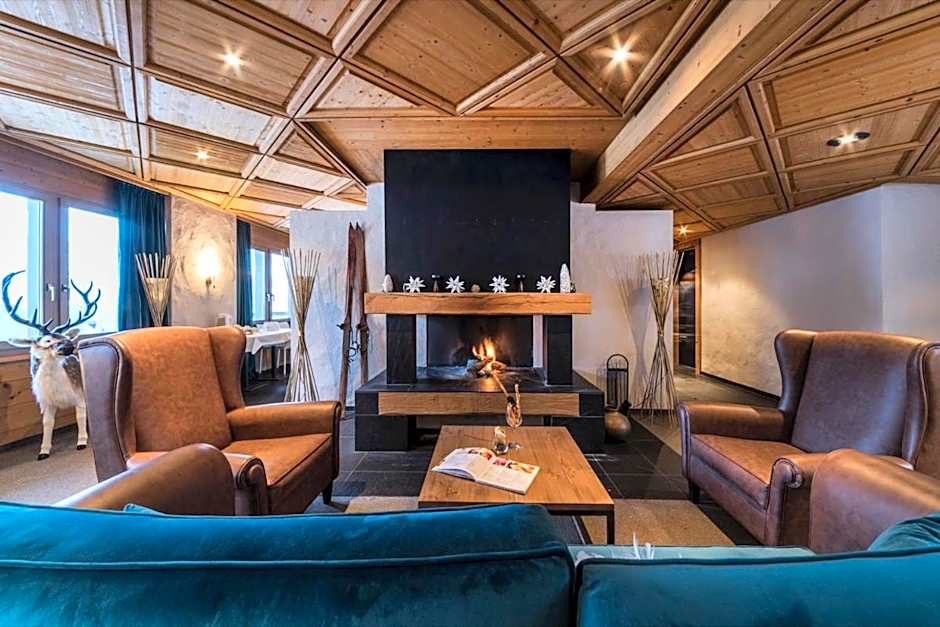 Hotel Maya Caprice