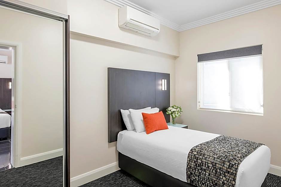 Mercure Goulburn