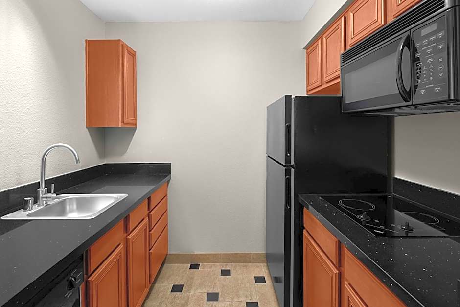 Larkspur Landing Extended Stay Suites Renton