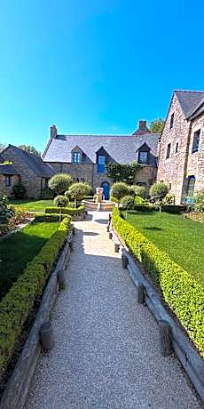 Manoir Des Douets Fleuris