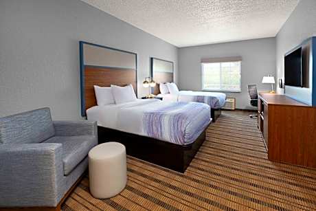Queen Room with Two Queen Beds - Non-Smoking