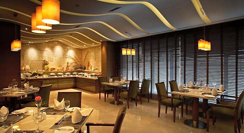 Adarsh Hamilton Hotel