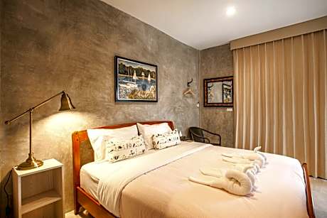 Deluxe Family Room