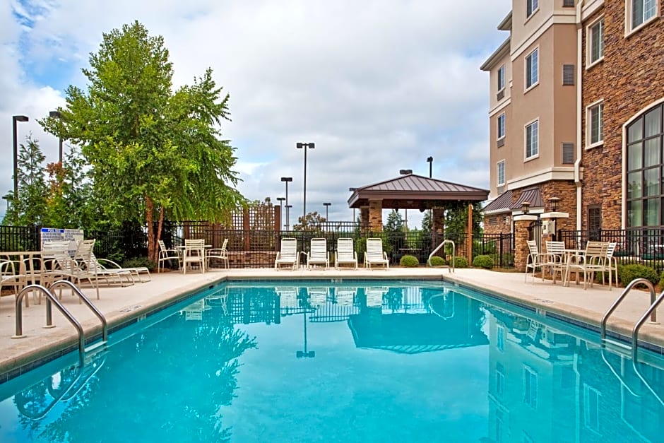 Staybridge Suites Columbus - Fort Benning, an IHG Hotel