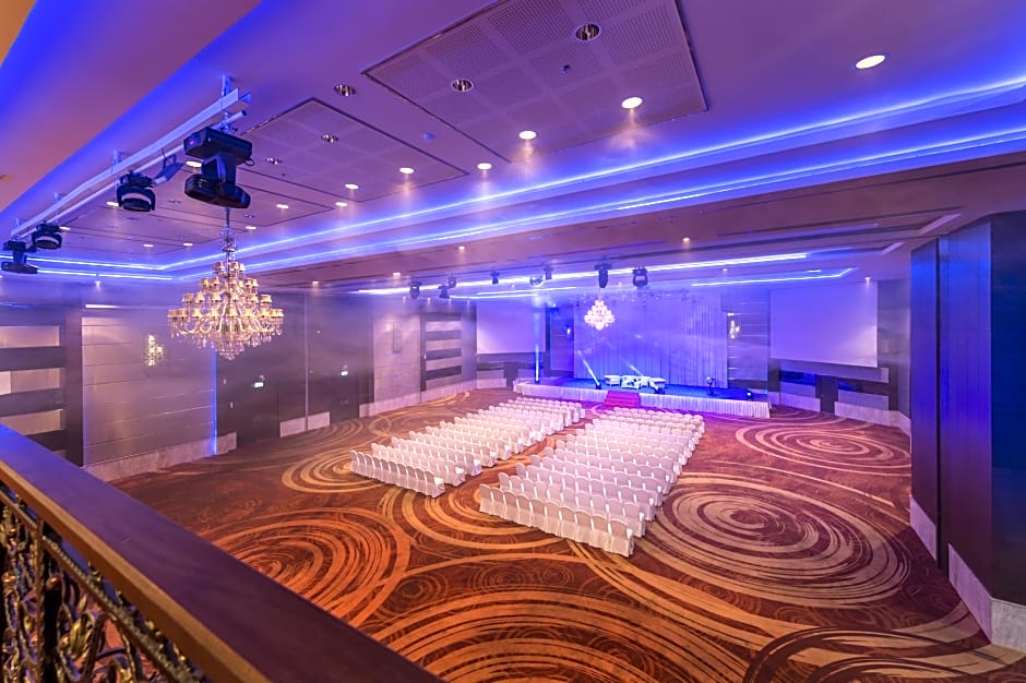 Buri Sriphu Boutique Hotel