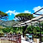 Giga Hotel