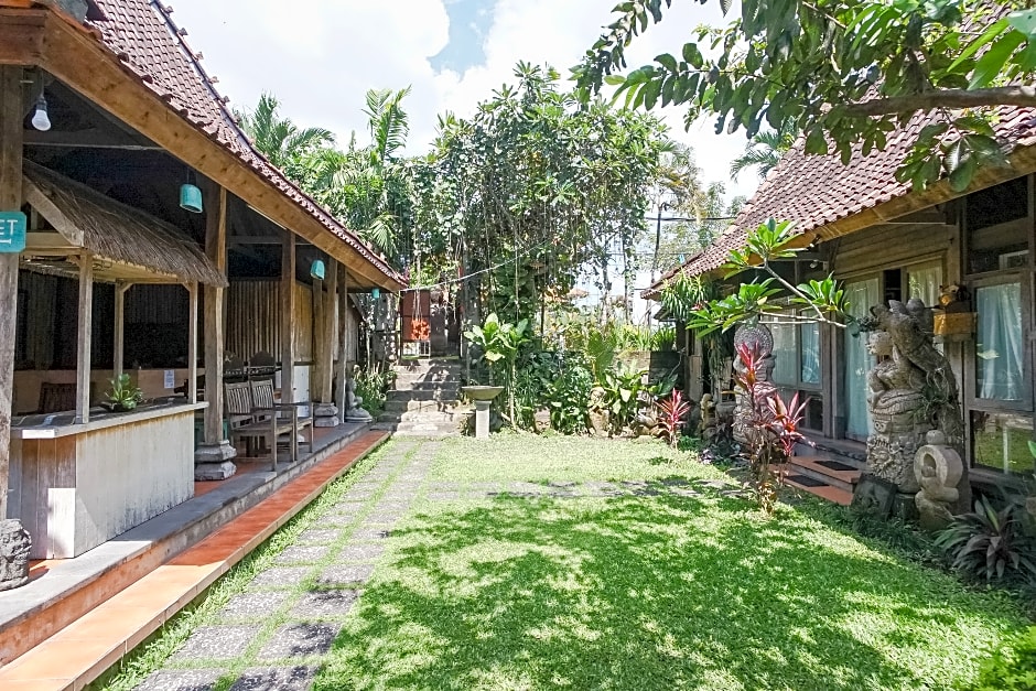 Bali Eco Living Yoga Healing Meditation by ZUZU