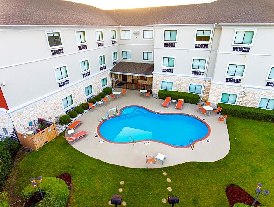 Holiday Inn Express Hotel & Suites Greenville By IHG