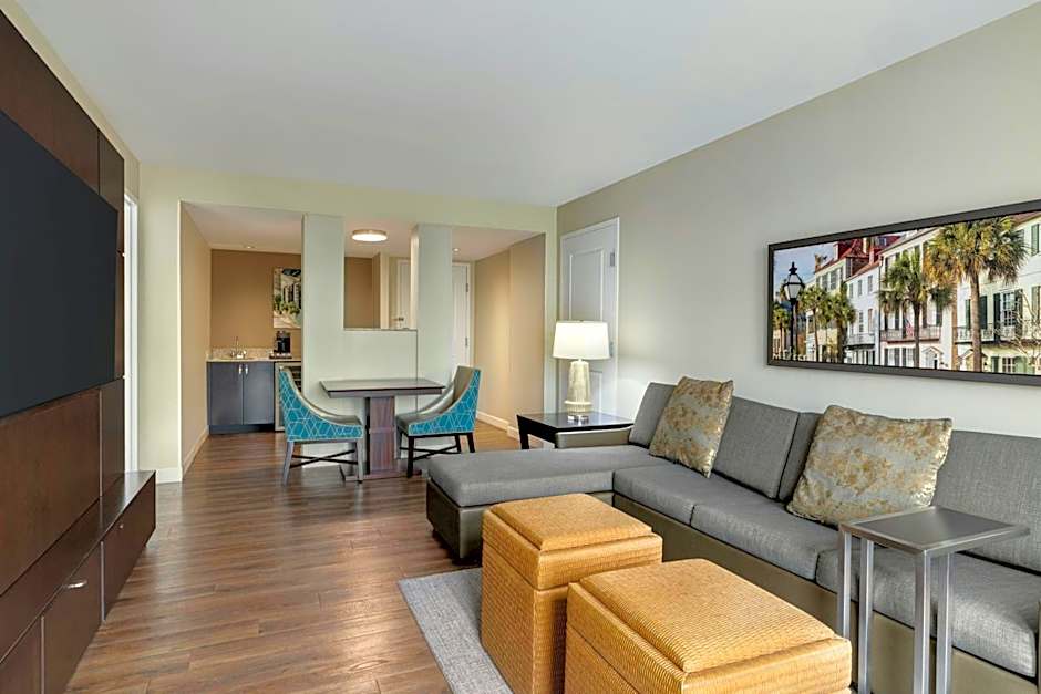 Courtyard by Marriott Charleston Historic District
