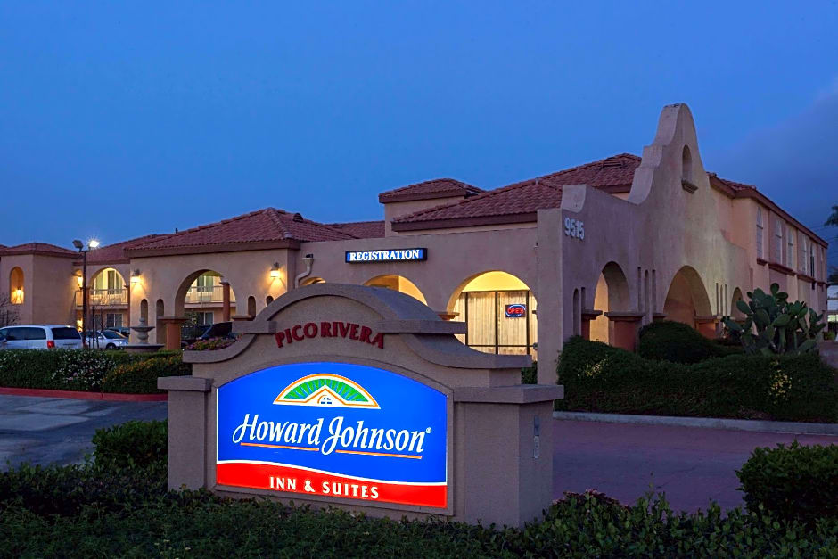 Howard Johnson Hotel & Suites by Wyndham Pico Rivera