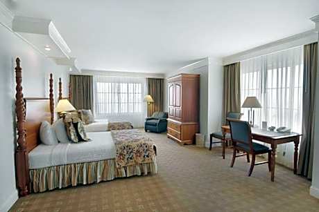 Double Room 2 Double Beds with View
