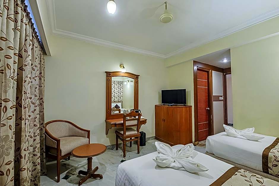 Hotel Maurya Residency