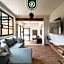 Amazing House in City Center - Rooftop - Skyline