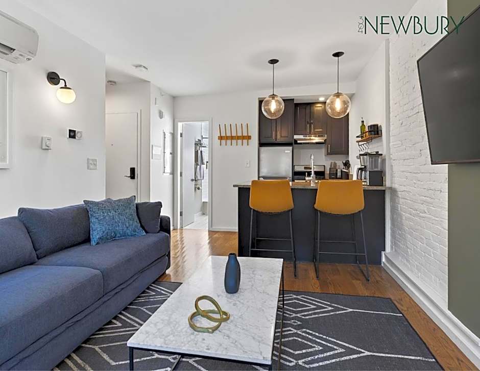 304 Newbury Street by Thatch