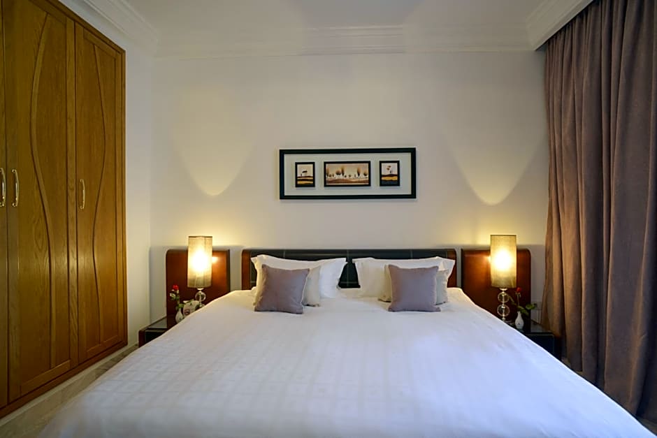 The Penthouse Suites Hotel